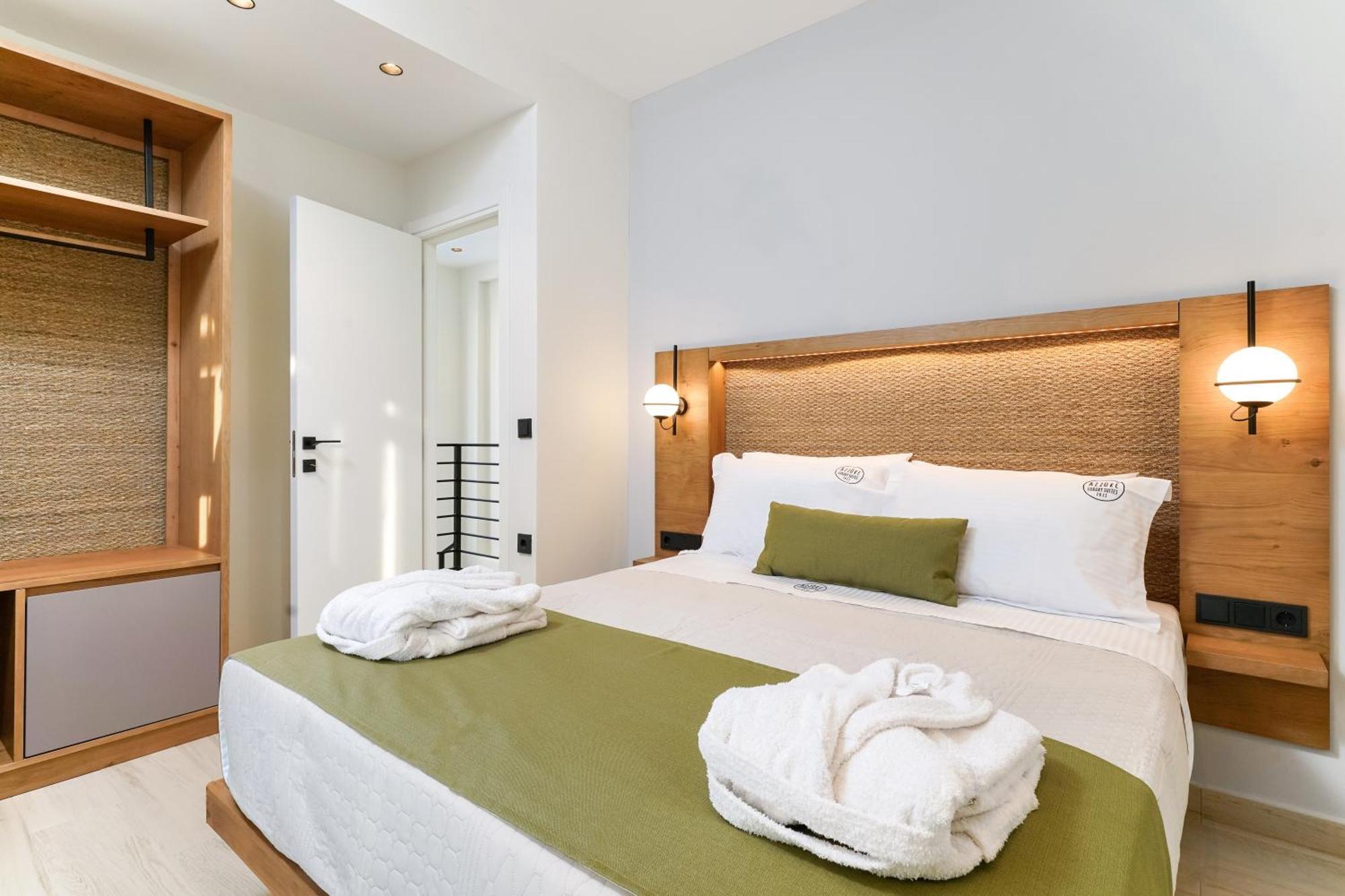 Azzure Luxury Suites Potos Eksteriør billede