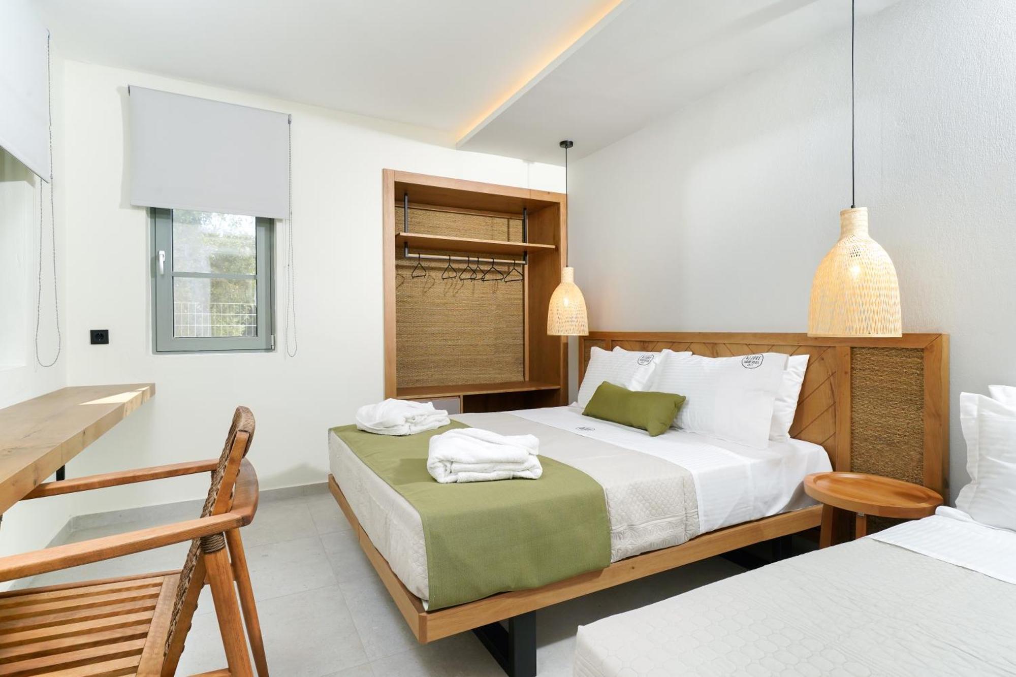 Azzure Luxury Suites Potos Eksteriør billede