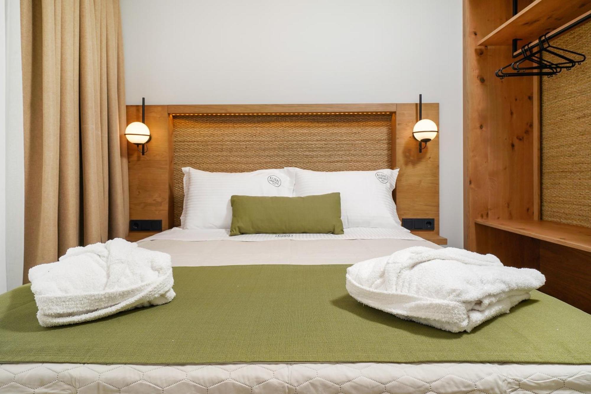 Azzure Luxury Suites Potos Eksteriør billede